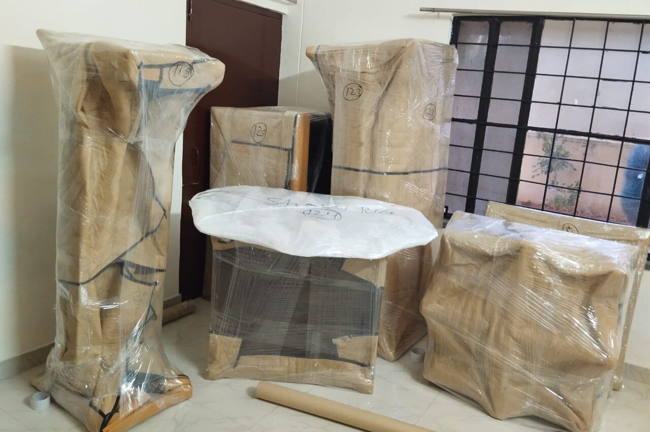 Lakshay cargo movers and packers